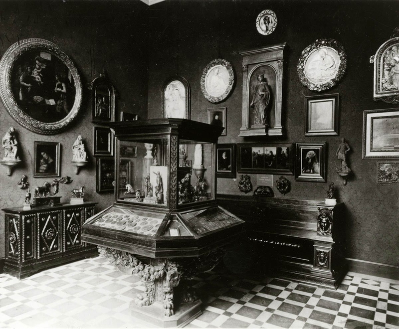James Simon Cabinet Interior 