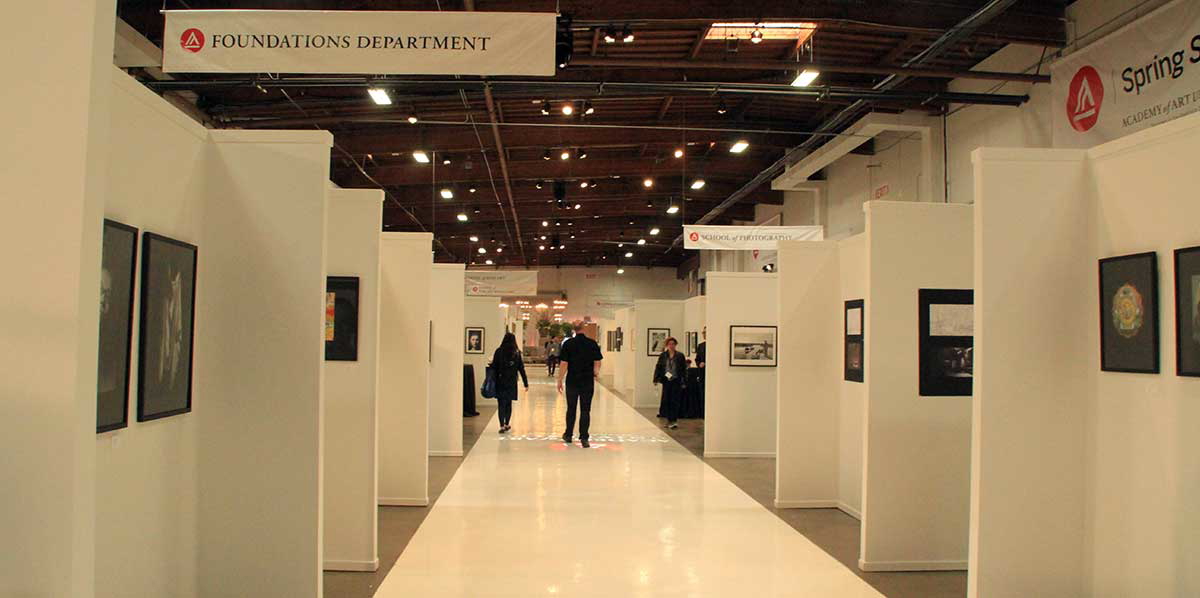 Art expo. Source: Unsplash