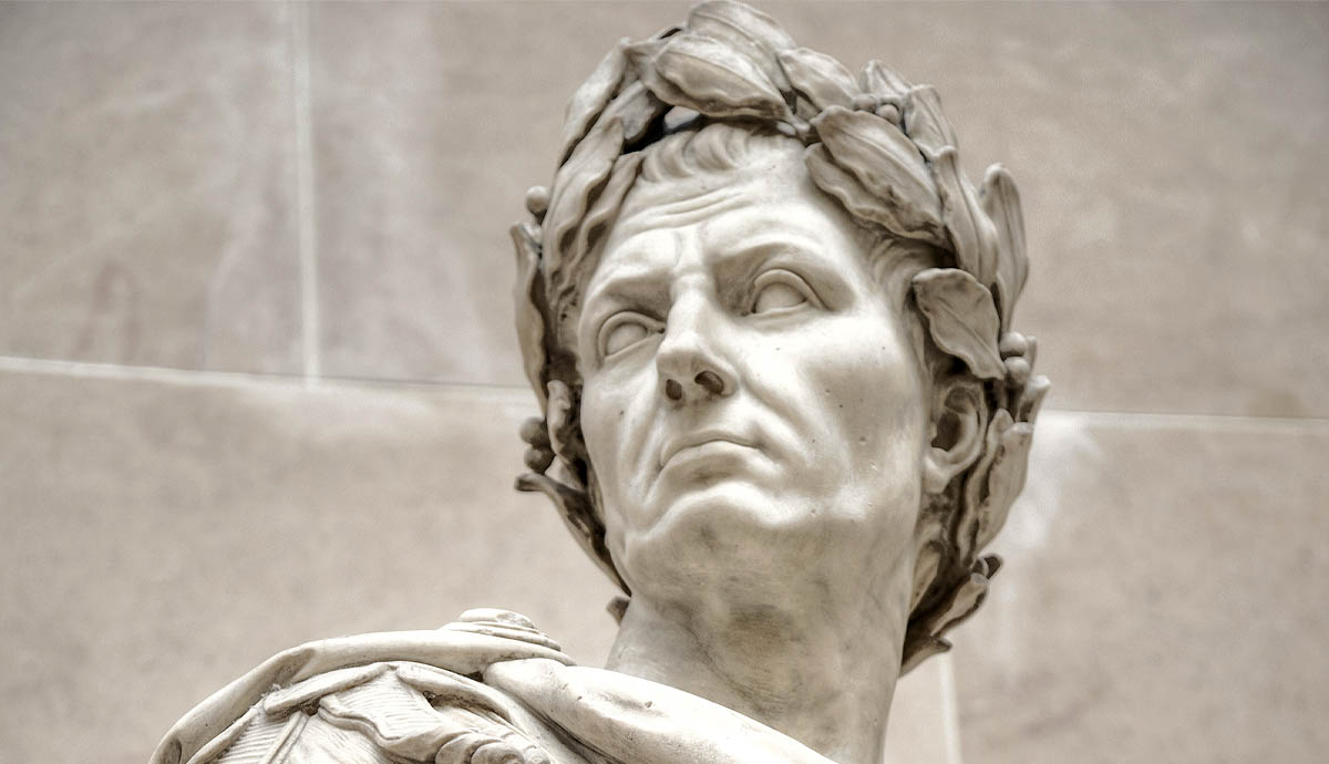 Julius-caesar-marble-statue