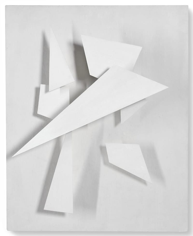 Blanc – Blanc + Ombre, 1955, constructed from painted metal elements with wooden pulleys and an electric motor, sold for £356,750 at Sotheby’s London in June 2017.