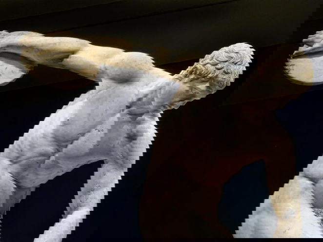 Myron’s Discobolus
