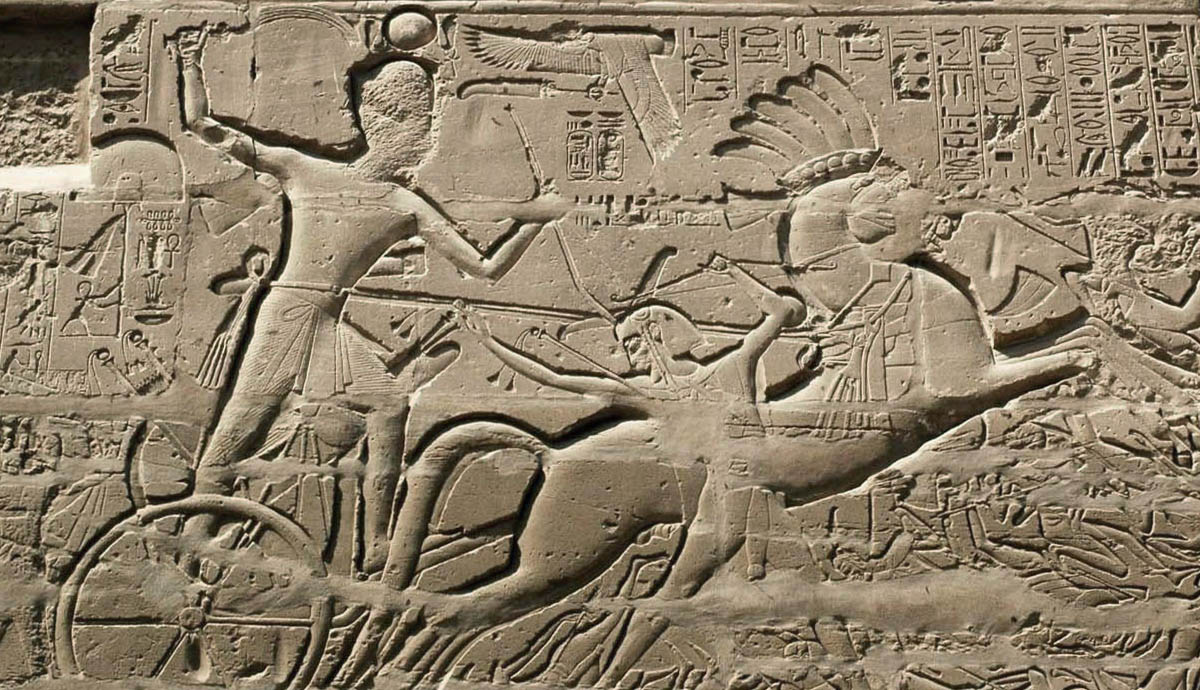 Seti I in a battle scene