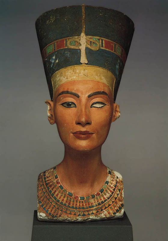 The painted bust of Nefertiti