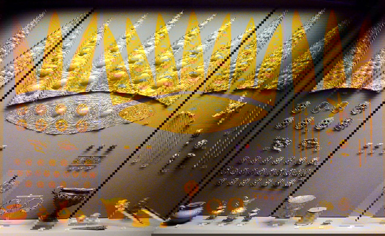 mycenae diadems gold