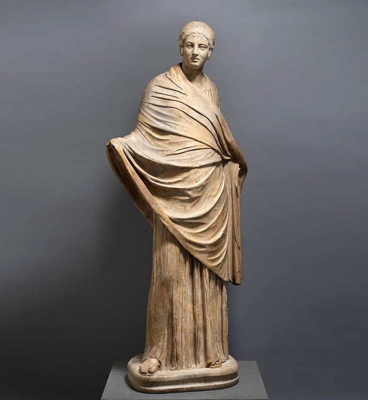 roman marble statue girl