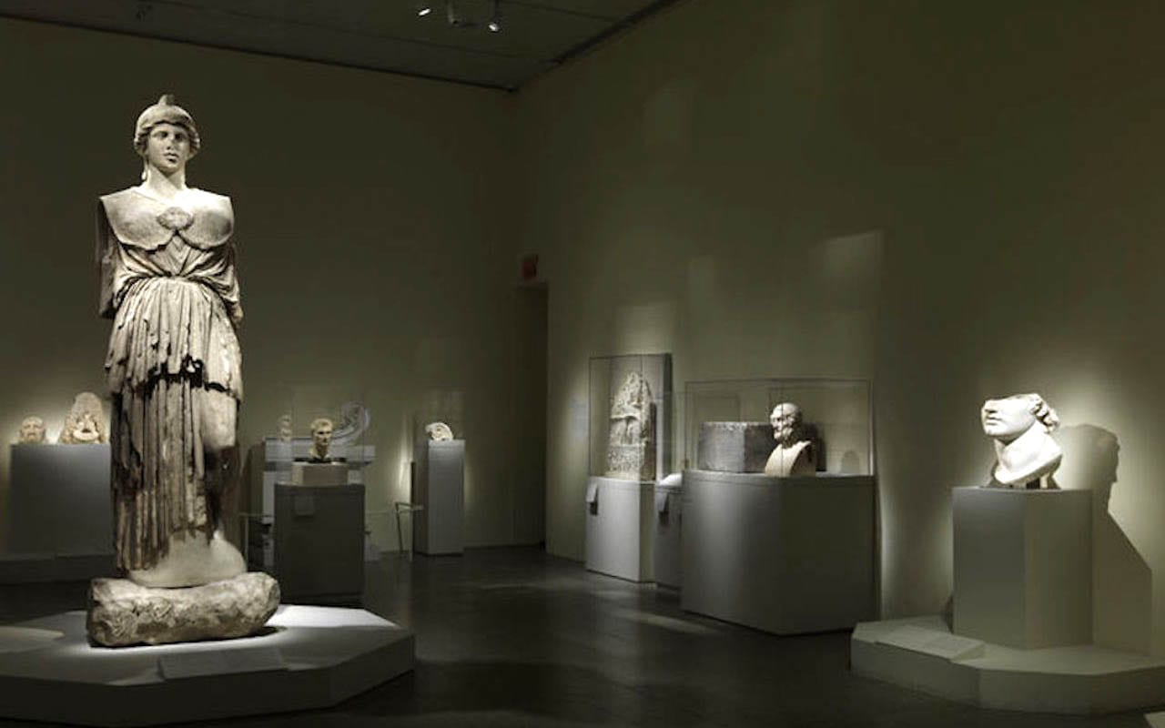 colossal statue athena