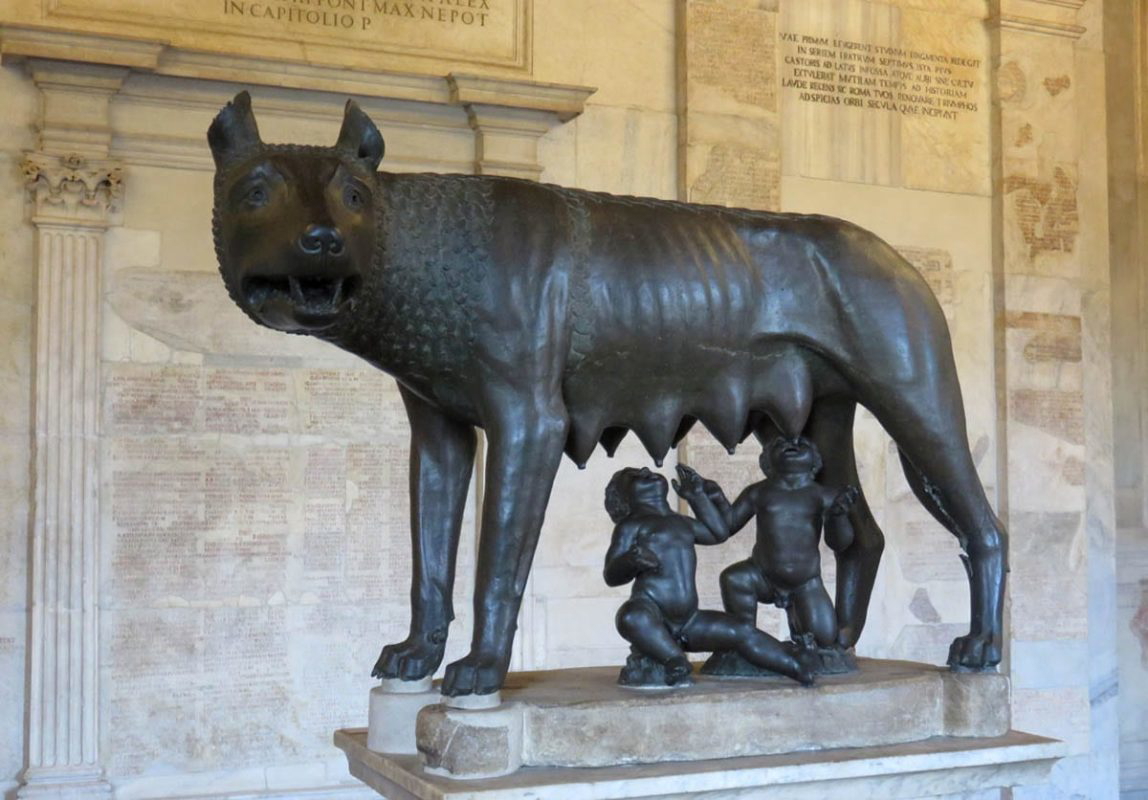 capitoline she wolf romulus and remus