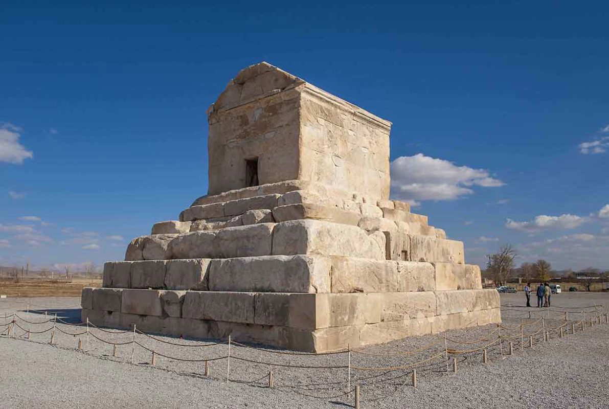 tomb of cyrus