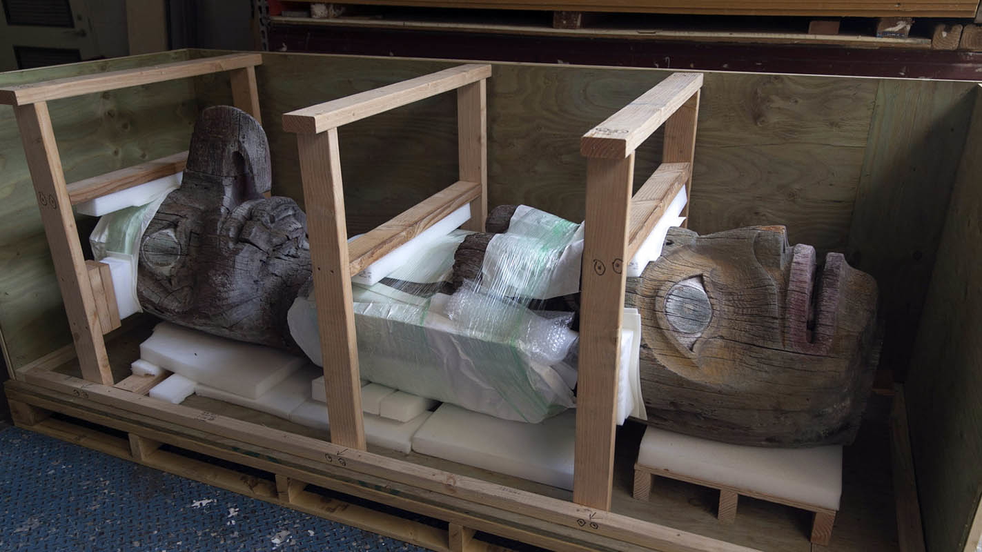 tlingit totem pole transport