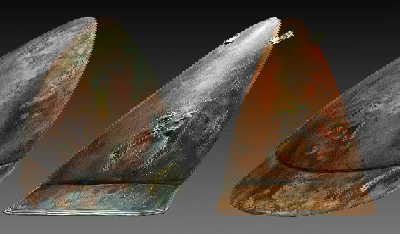 pilos ancient greek helmet