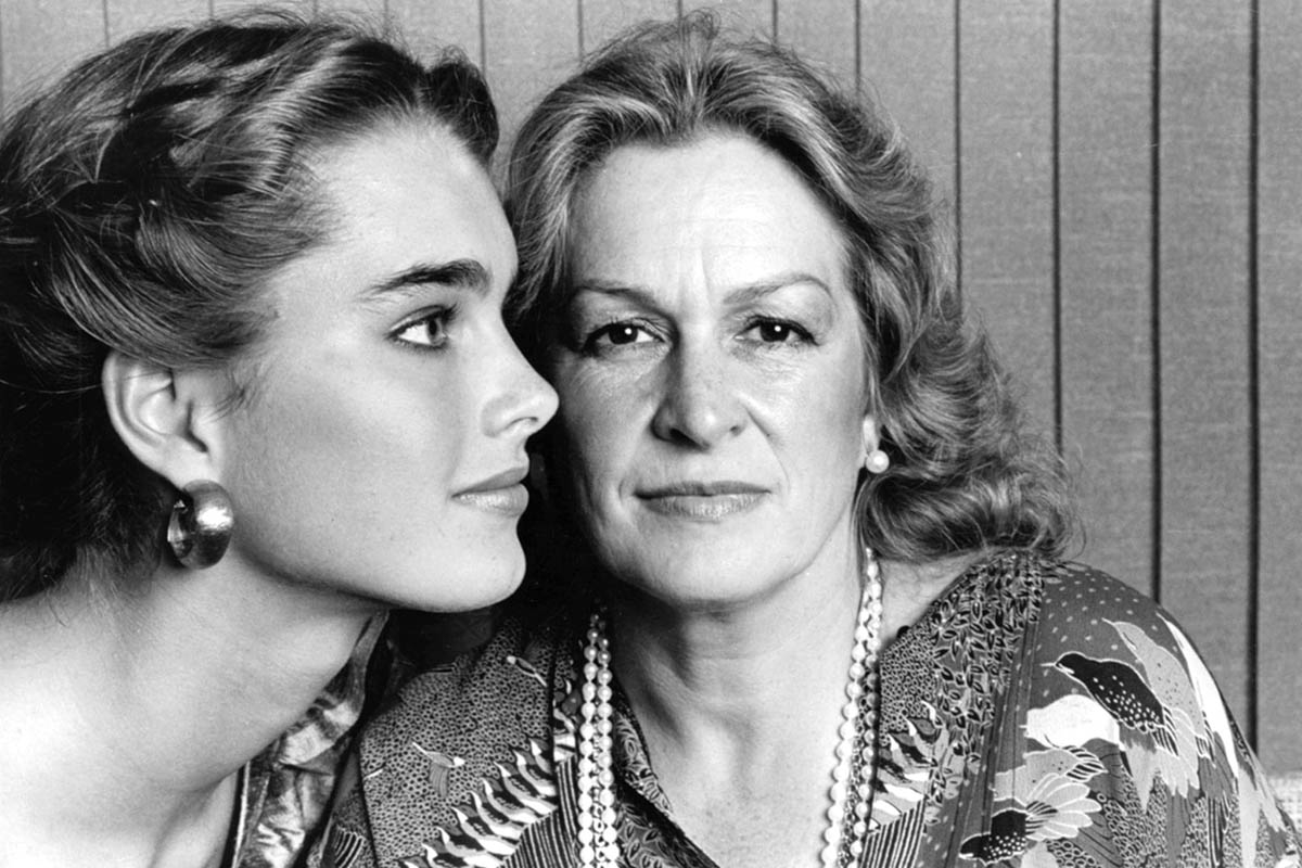 brooke shields mother teri shields