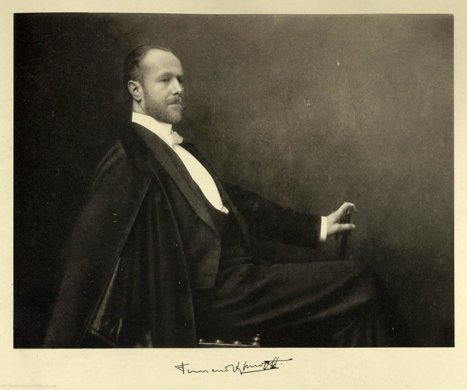 portrait of fernand khnopff