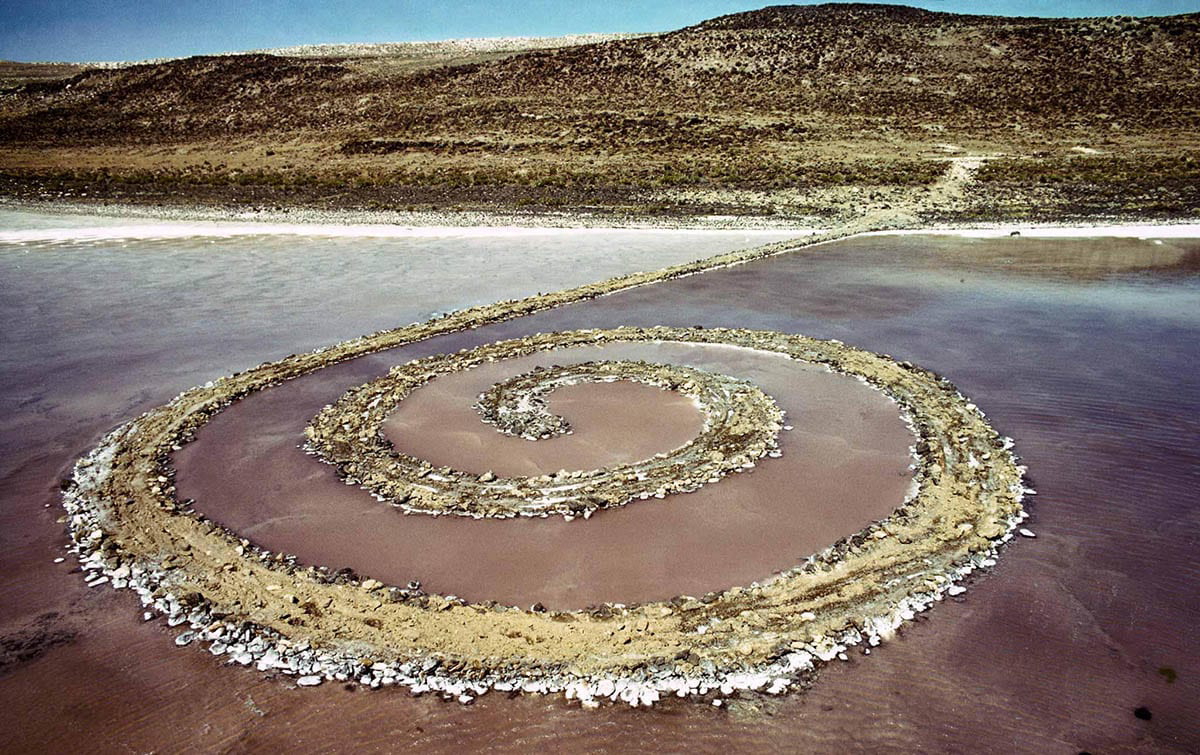 robert smithson spiral jetty