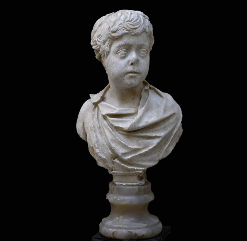 portrait bust commodus