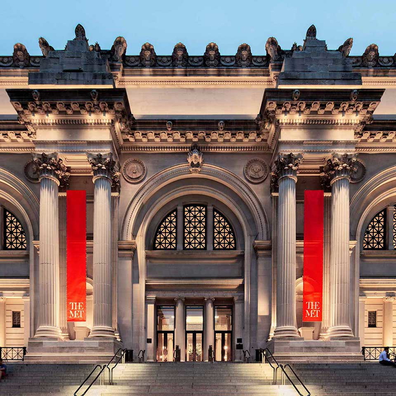 met-museum-entrance