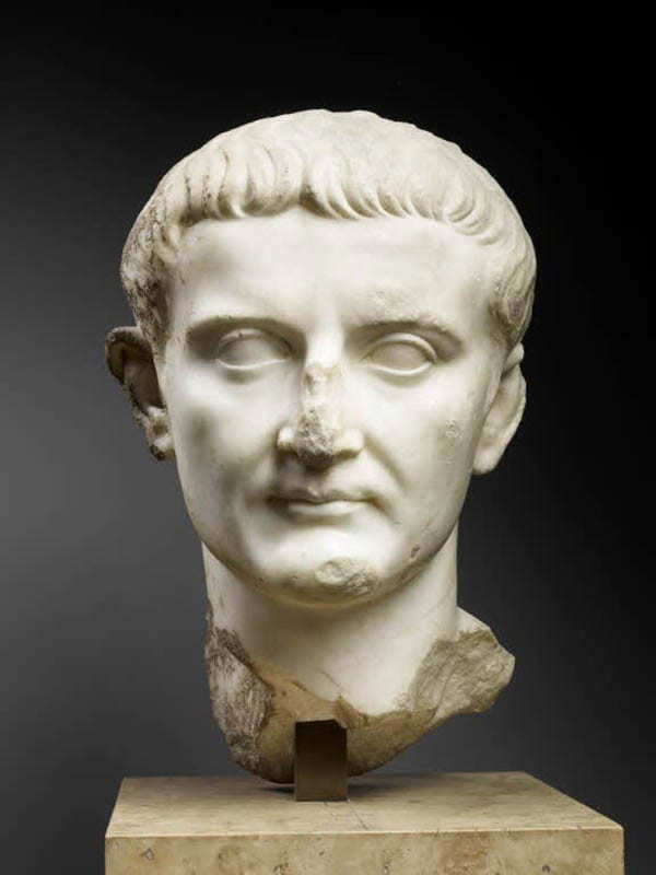 bust tiberius