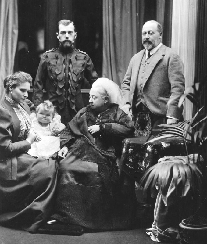 queen victoria son and heirs