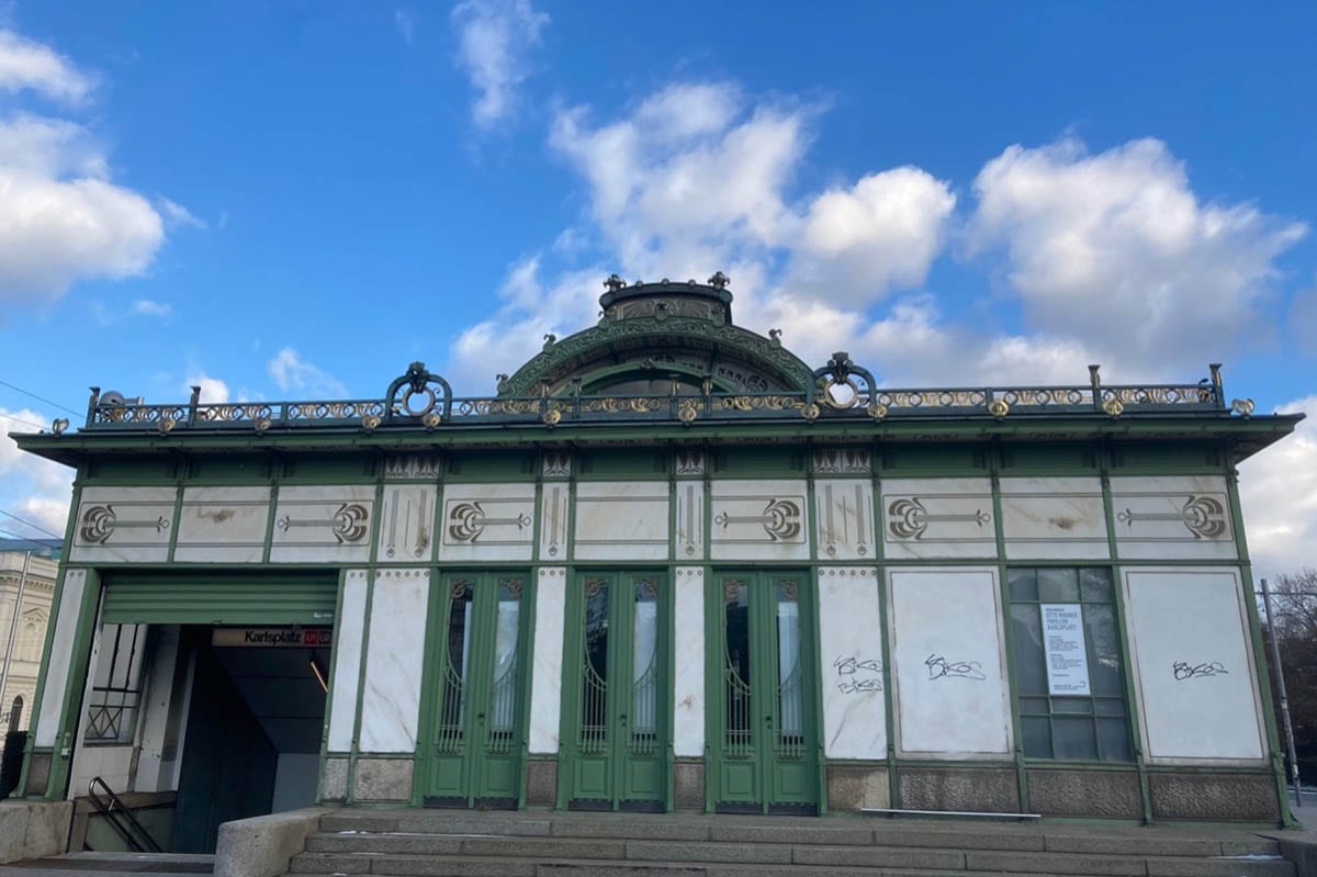 back of stadtbahn pavilion
