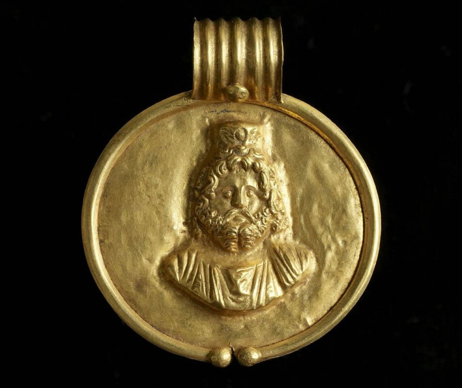pendant image serapis