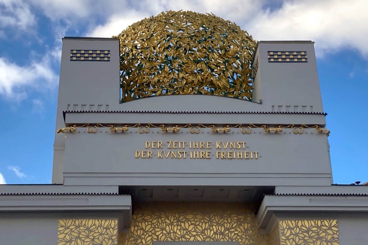 secession building detail