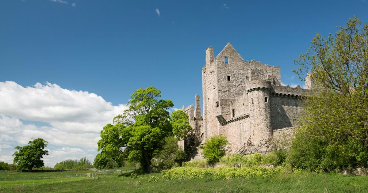 craigmillar scottish castle photo landscape