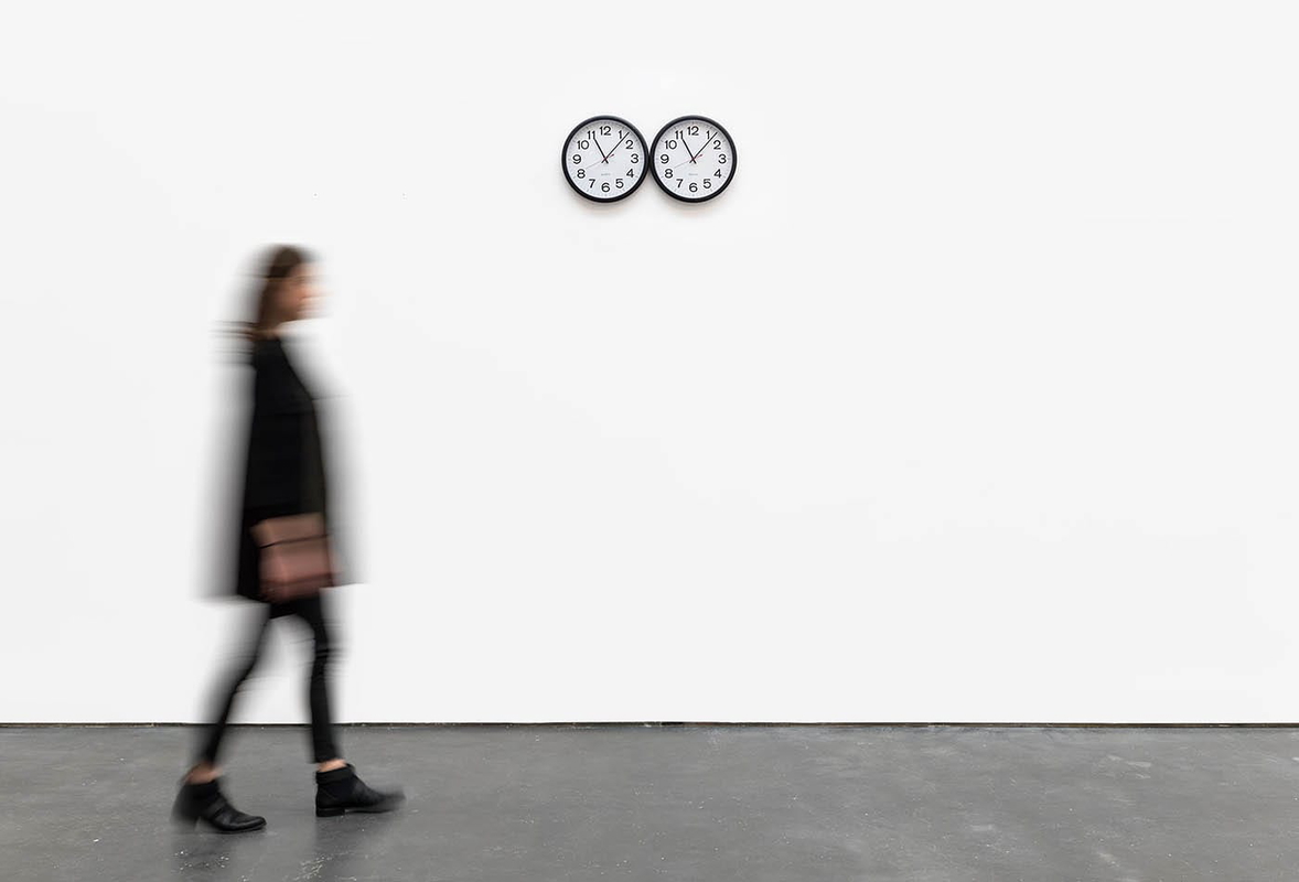 felix gonzalez torres untitled perfect lovers clocks exhibition