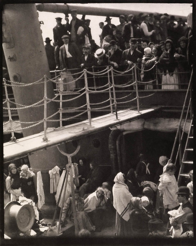 documentary photographs alfred steiglitz steerage photograph