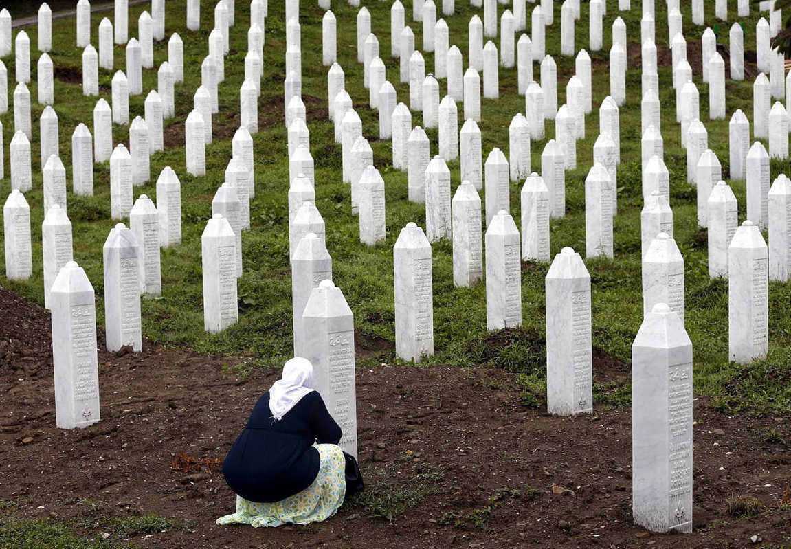 srebrenica genocide graves photograph