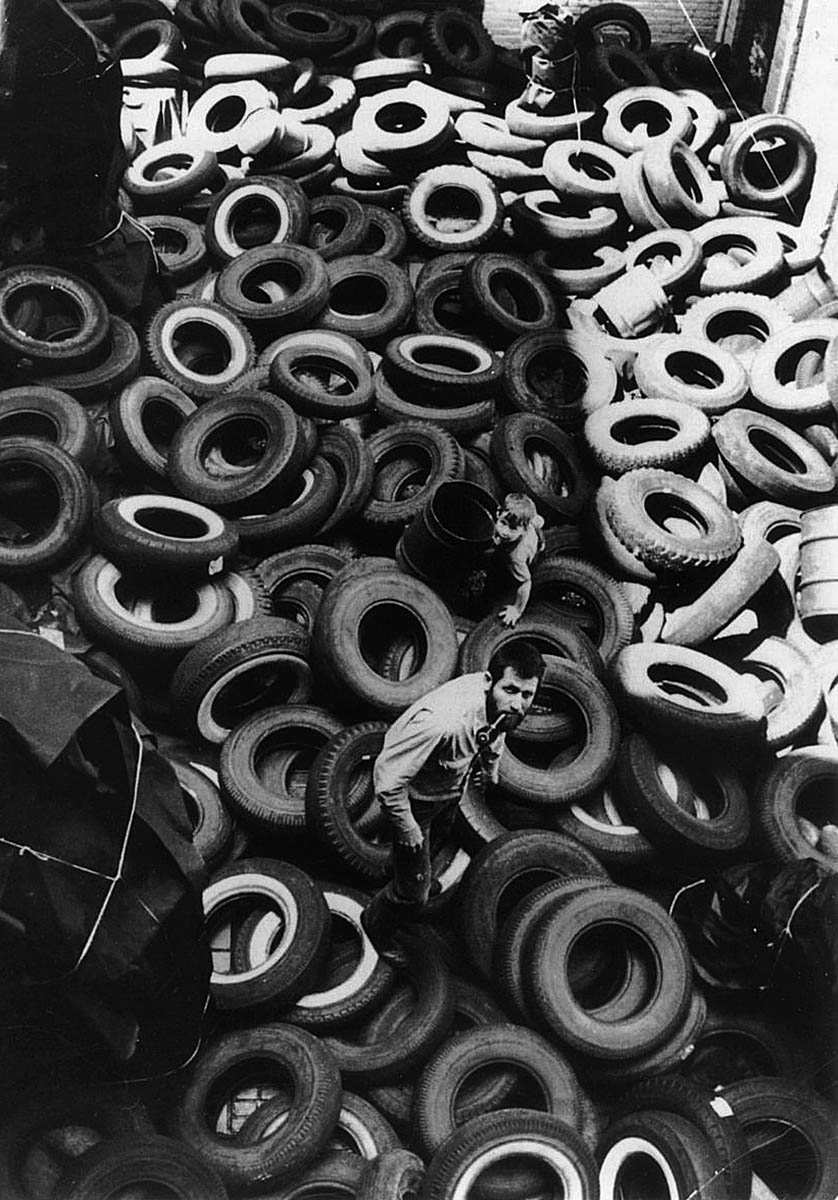 allan kaprow yard 1961