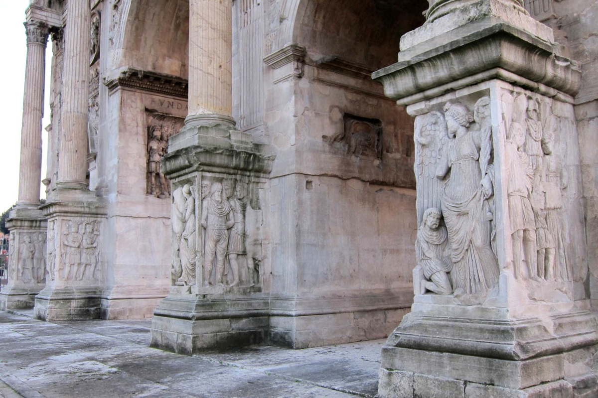pedestals prisoners