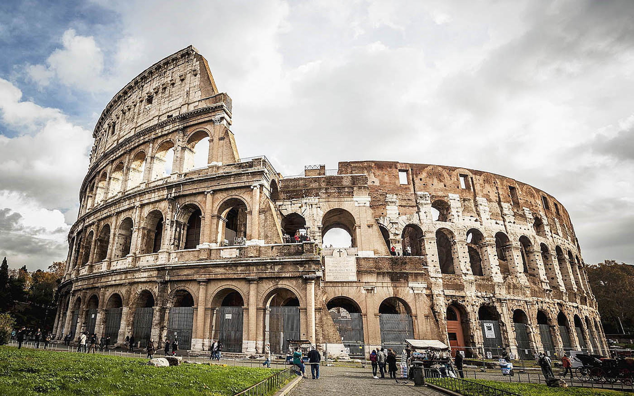 ancient rome colosseum