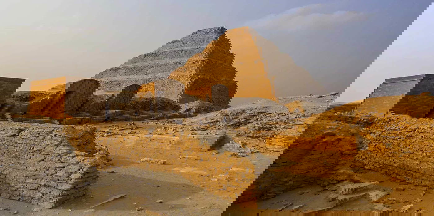 djoser egyptian pyramid saqqara