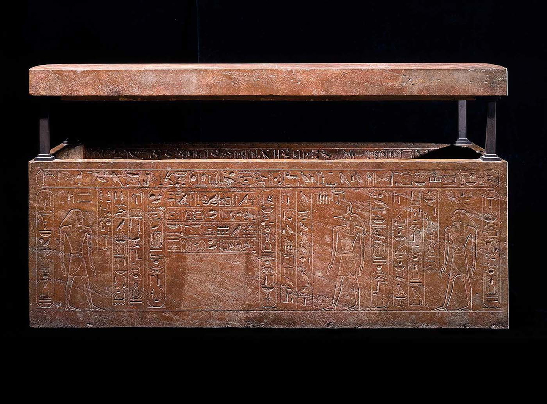queen hatshepsut sarcophagus