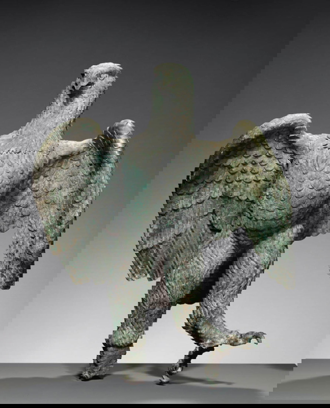 roman eagle statue
