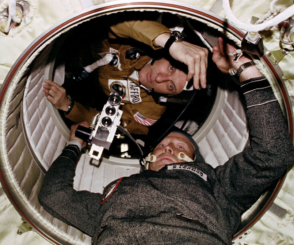 american russian astronauts apollo soyuz docking space