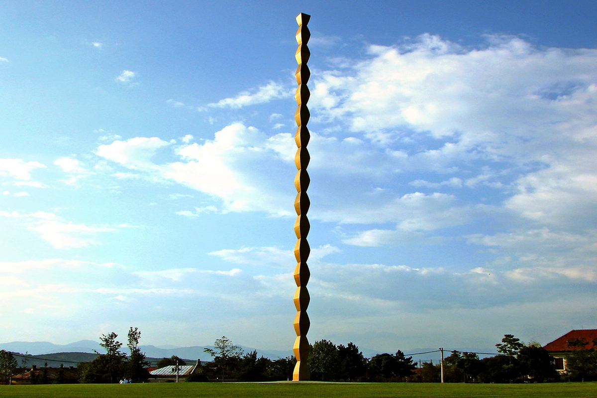 brancusi endless column sculpture romania