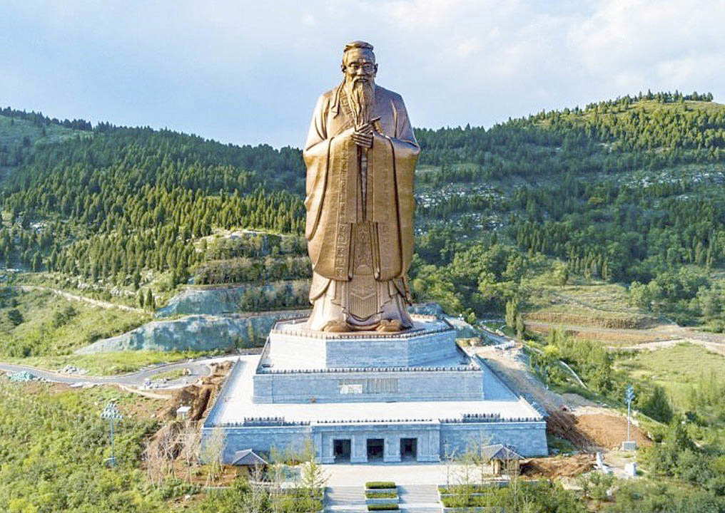 confucius qufu statue