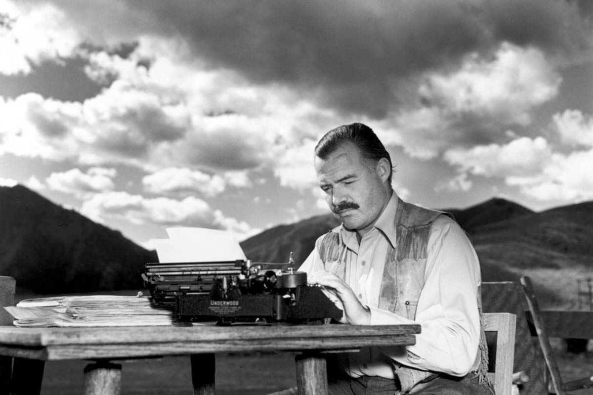 ernest hemingway lloyd arnold hulton archive photograph