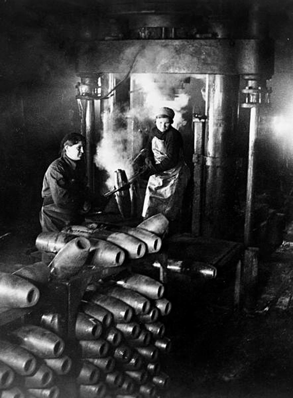 women wwii ammunition factory soviet union