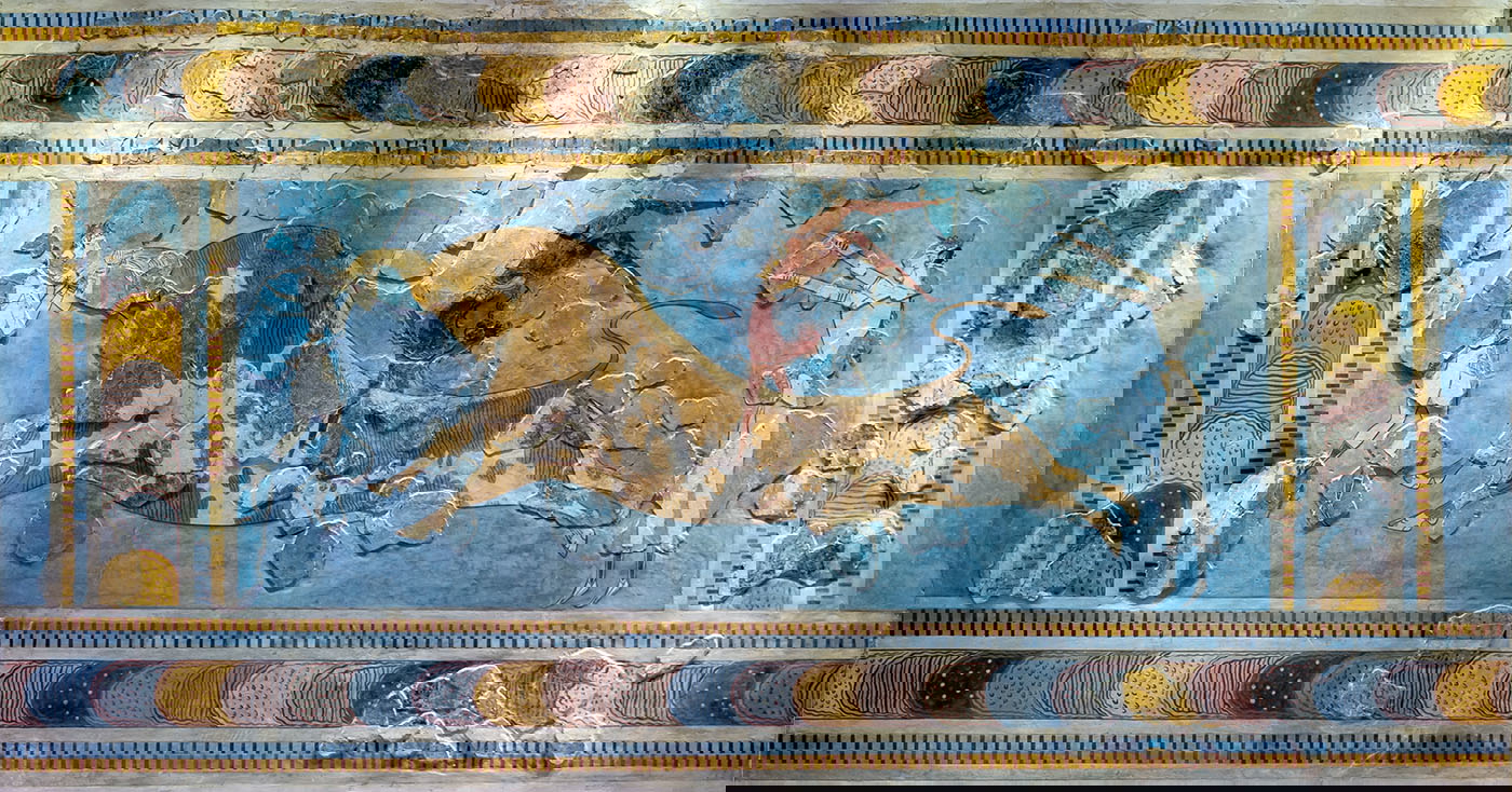 bull leaping minoan fresco knossos