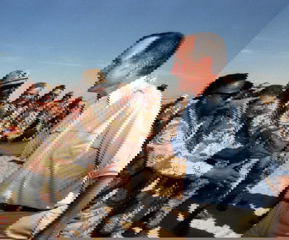 george bush sr gulf war