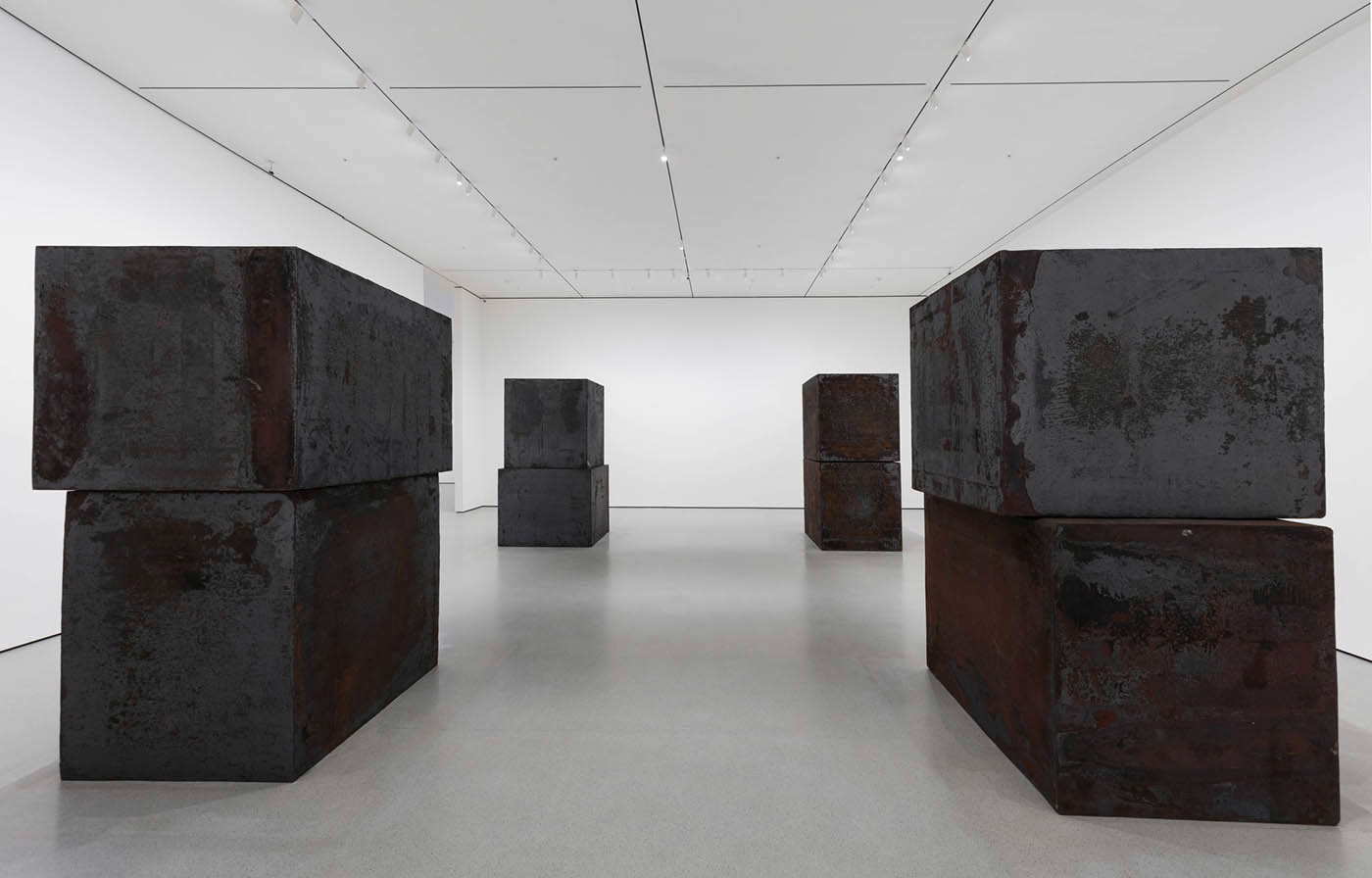 serra equal sculpture