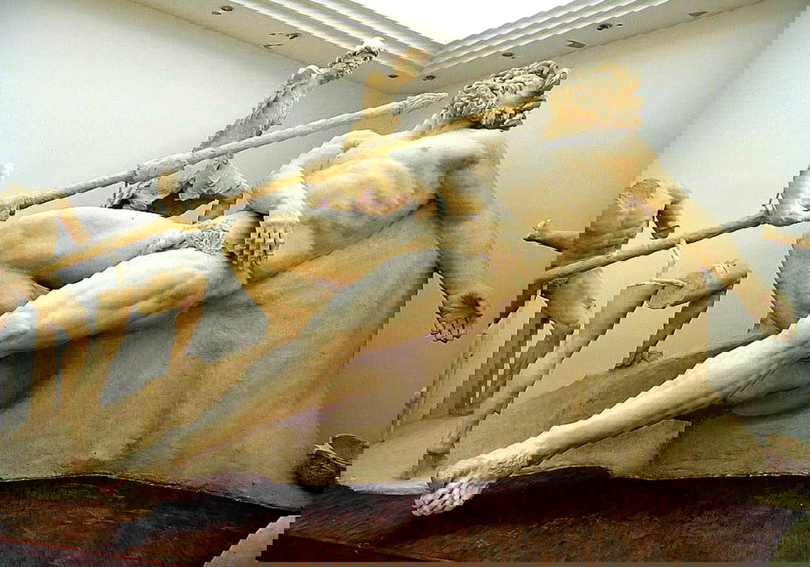 Odysseus blinds drunk cyclops polyphemus