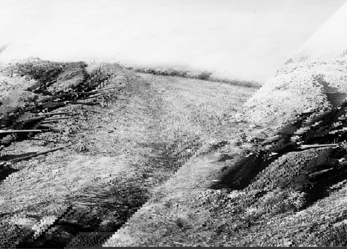 french soldiers engaged trench warfare 1915 ww1
