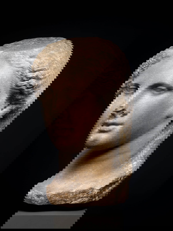 greek style head ptolemaic dynasty queen