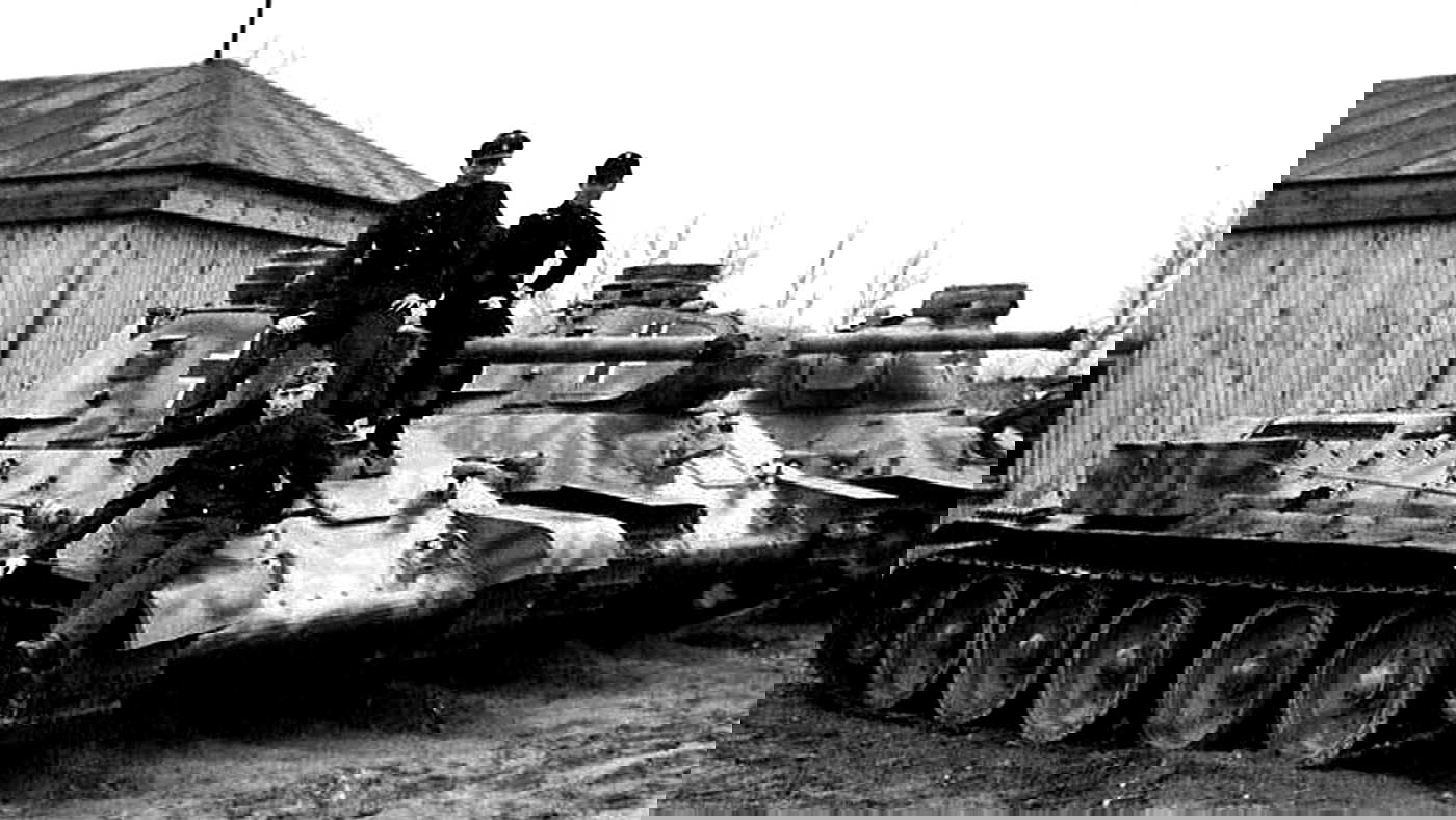 russian soviet tank wwii photograph