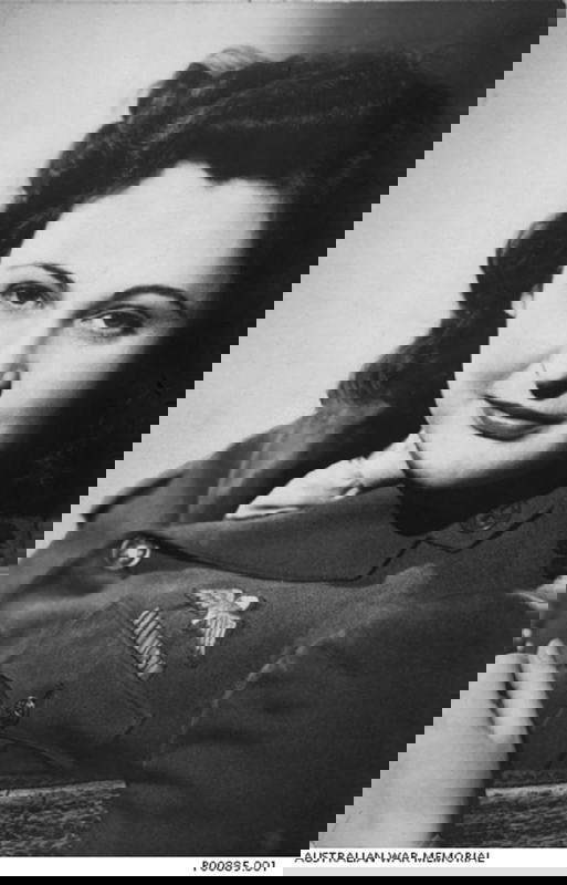 nancy wake studio portrait