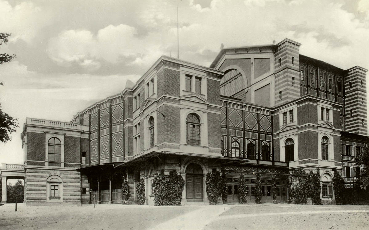 richard wagner bayreuth festspielhaus photo