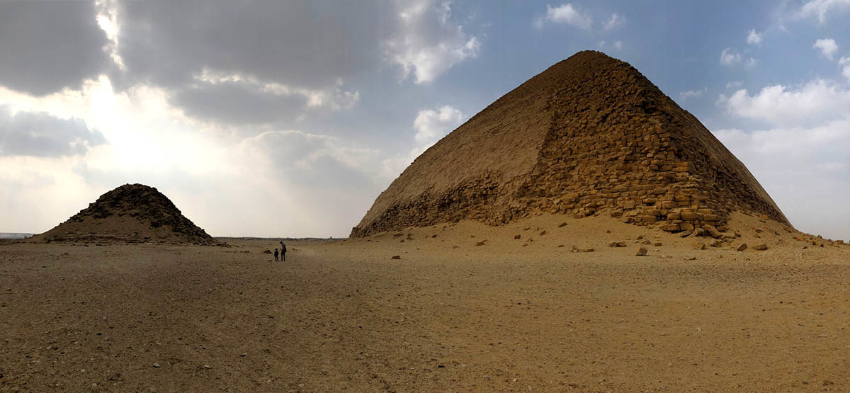 bent egyptian pyramid sneferu dahshur ancient egypt