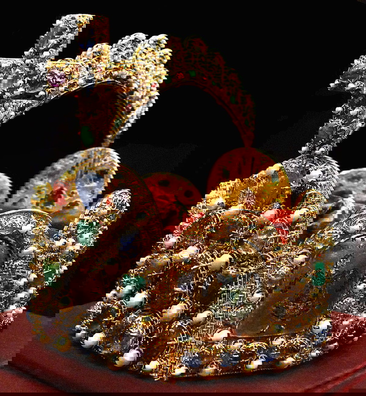 crown holy roman empire